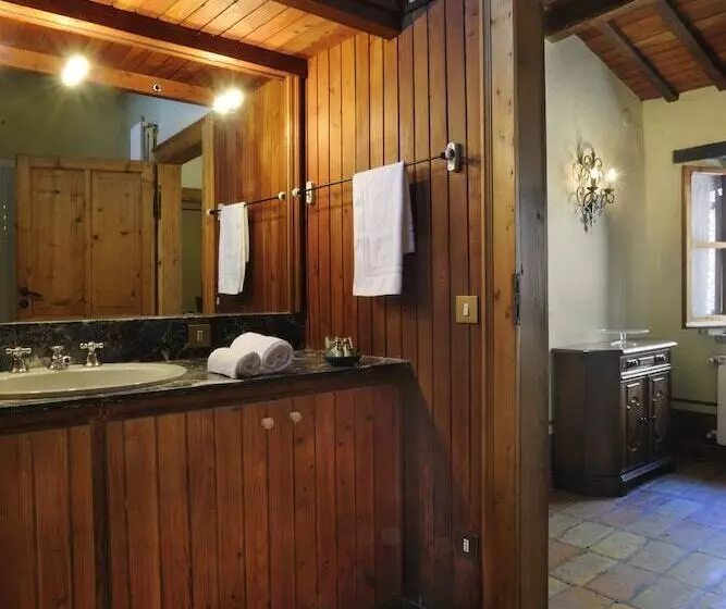 Huoneisto 2 Makuuhuonetta, Albergo Diffuso Borgo Montemaggiore