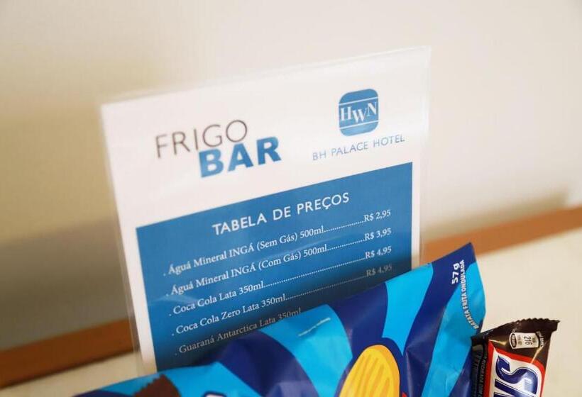 标准三人间, Bh Palace