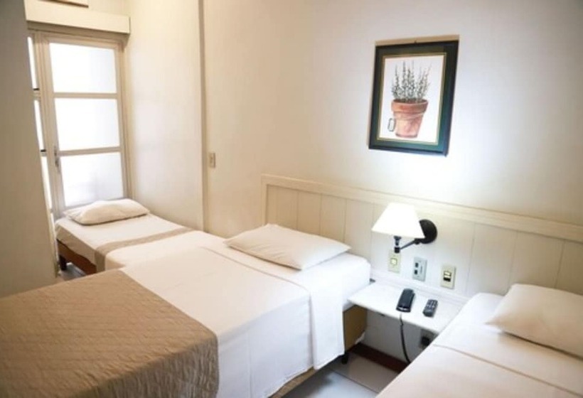 标准三人间, Bh Palace