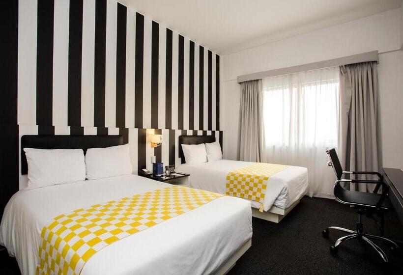 غرفة قياسية لذوى الاحتياجات الخاصة, Costa Del Sol Wyndham Lima City