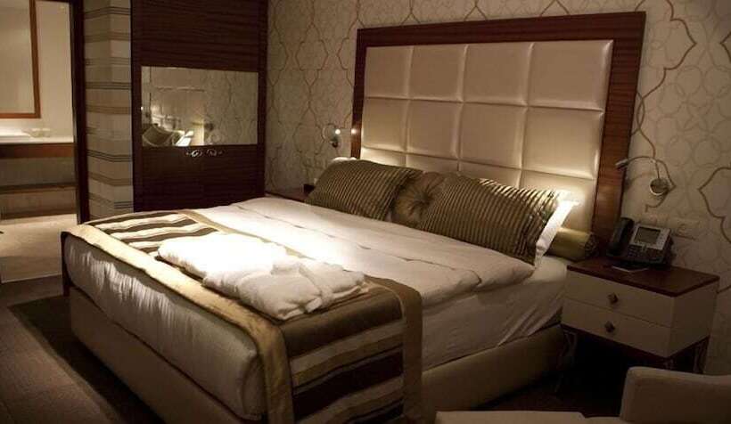 سوییت اجرایی, Grand Park