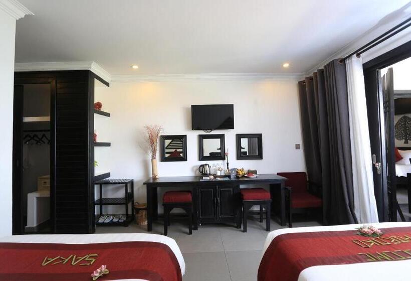 اتاق خانوادگی تودرتو, Khmer Mansion Boutique