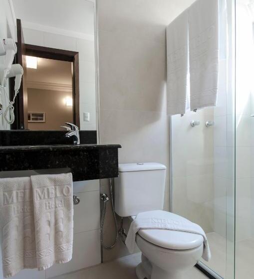 اتاق استاندارد چهار تخته, Melo