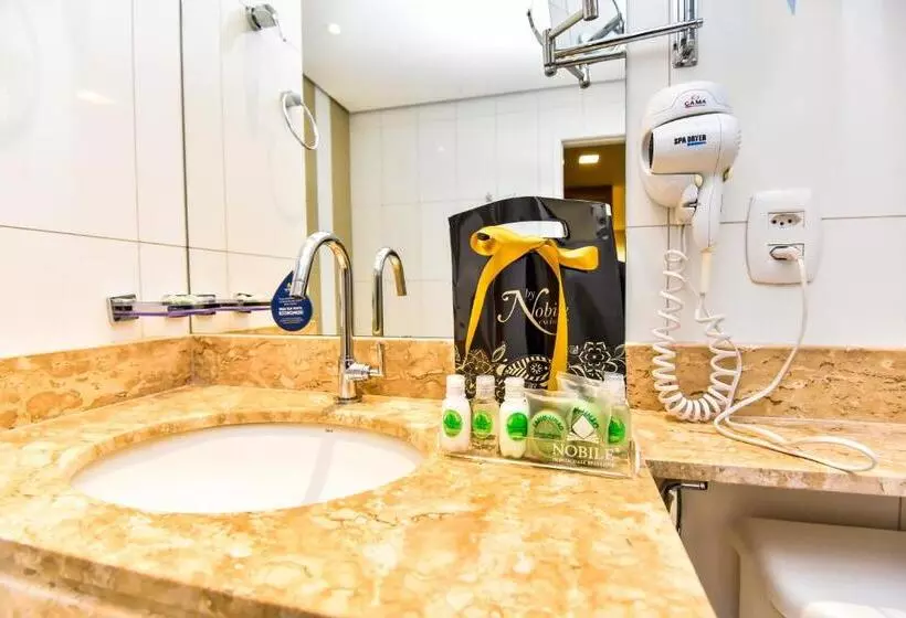 スイート, Nobile Suites Gran Lumni