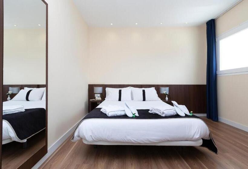 غرفة قياسية مزوَّدة بتراس, Olympia Universidades