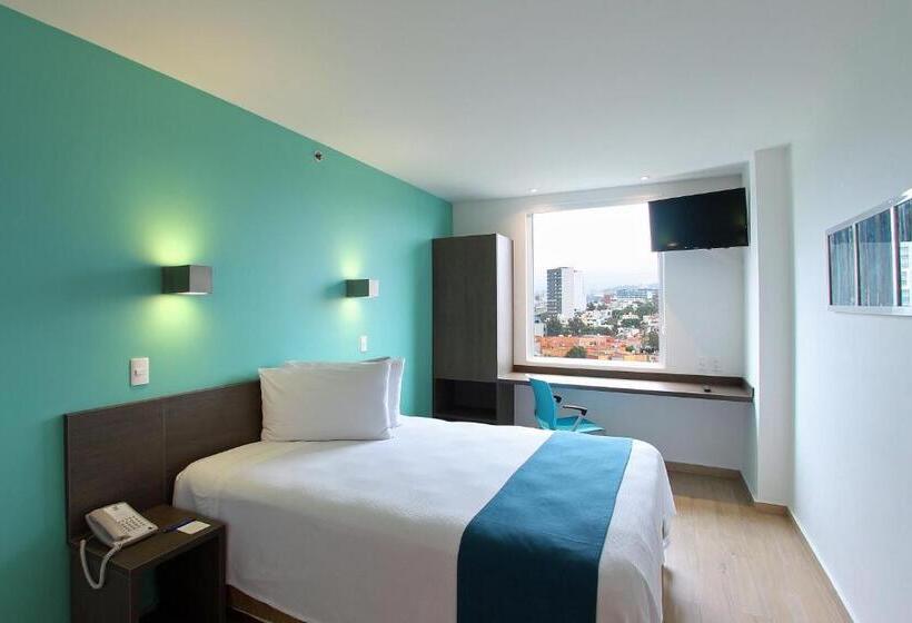 수피리어 룸, One Periferico Sur