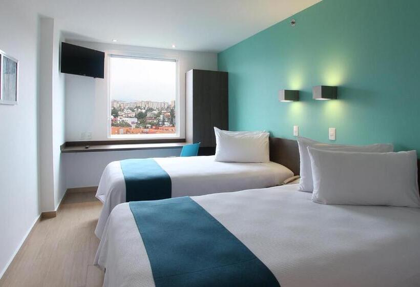 수피리어 룸, One Periferico Sur