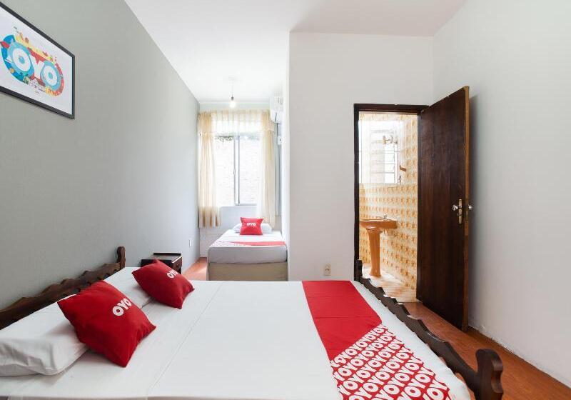 חדר סטנדרט לשלושה, Trocadero