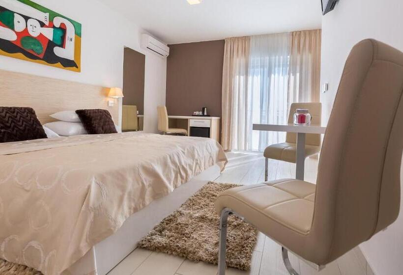 발코니 수피리어 룸, Villa Liburnum