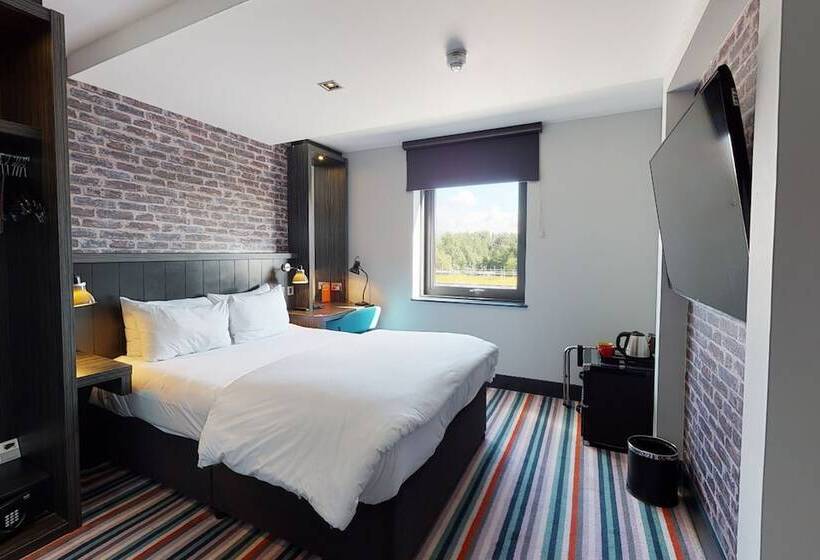 Номер Стандарт, Village Hotel Glasgow