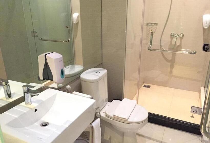 غرفة سوبيريور سرير كينج, Whiz Prime Hotel Kelapa Gading