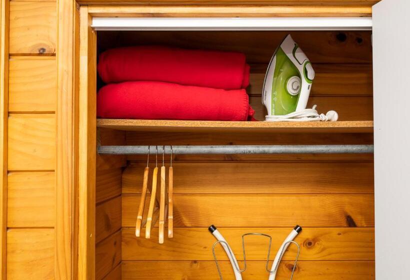 آپارتمان 2 خوابه, Tudor Park Motel