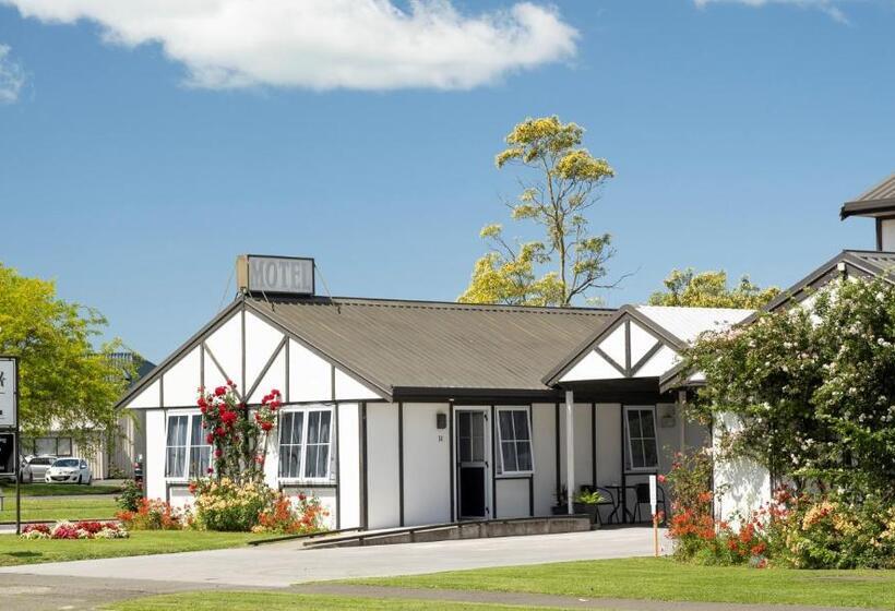 آپارتمان 2 خوابه, Tudor Park Motel