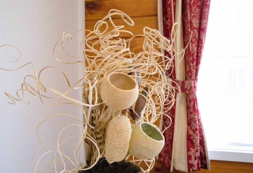 آپارتمان 2 خوابه, Tudor Park Motel