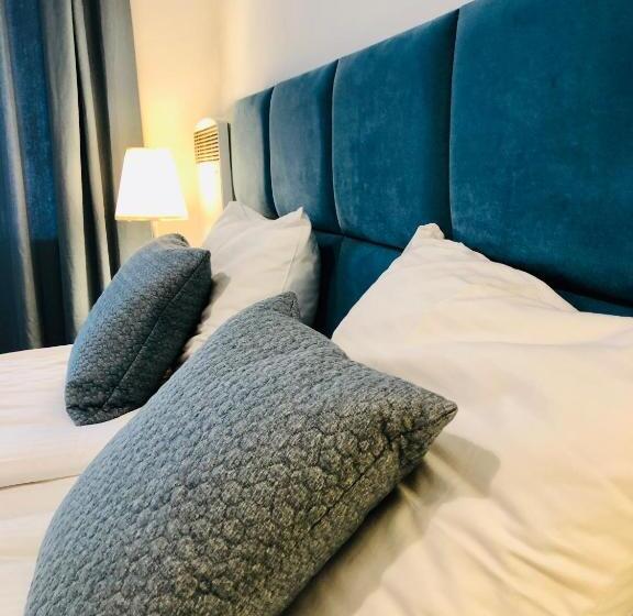 חדר סטנדרט לשלושה, Krakow Apartments & Rooms