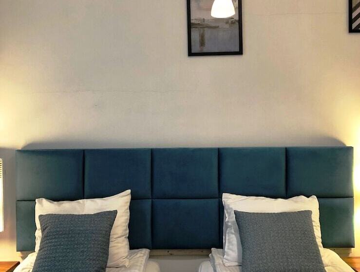 חדר סטנדרט לשלושה, Krakow Apartments & Rooms