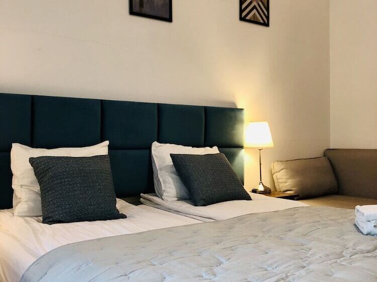 חדר סטנדרט לשלושה, Krakow Apartments & Rooms
