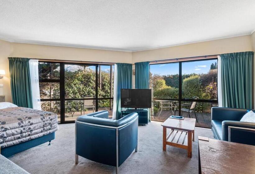 管理人员工作室, Aspiring Lodge Motel