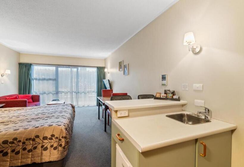 스탠다드 스튜디오 킹침대, Aspiring Lodge Motel