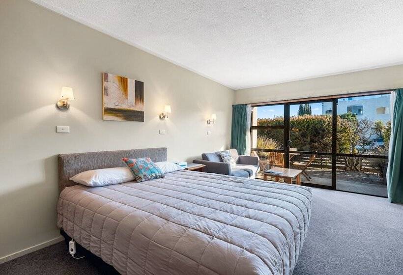 带大床的标准工作室, Aspiring Lodge Motel