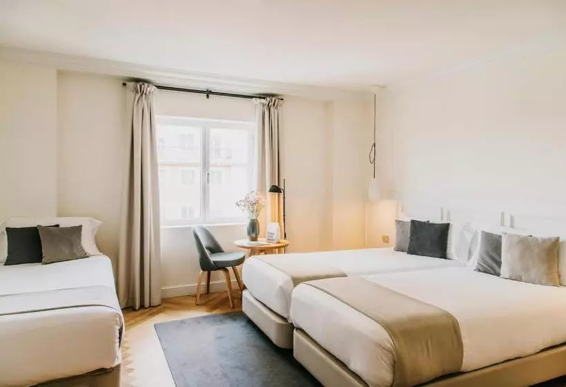 اتاق لوکس سه تخته, Dear Hotel Madrid