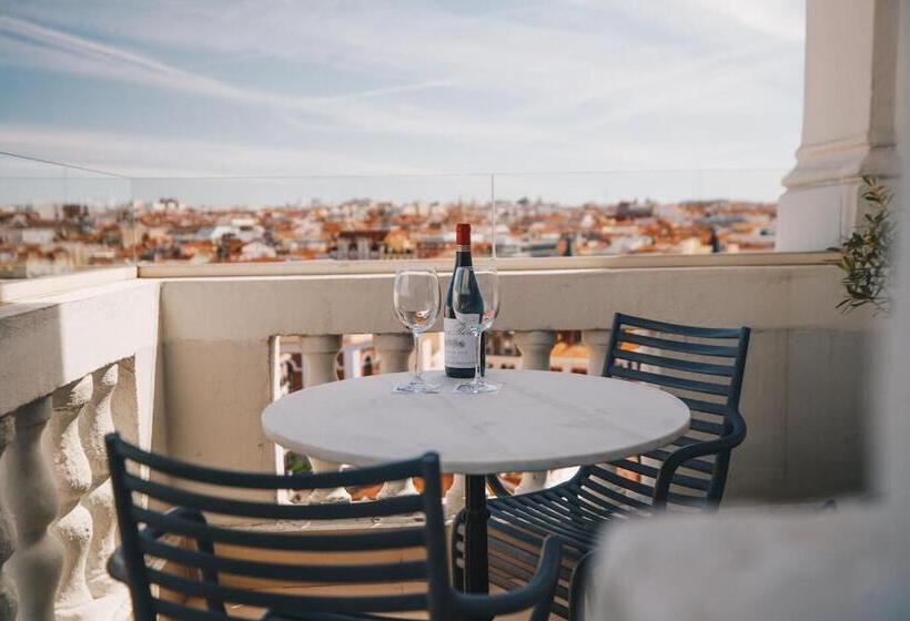 اتاق لوکس, Dear Hotel Madrid