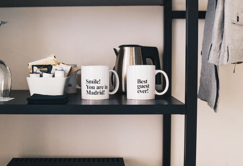 اتاق لوکس با چشمانداز شهر, Dear Hotel Madrid