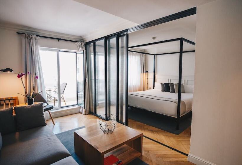 سوییت لوکس, Dear Hotel Madrid