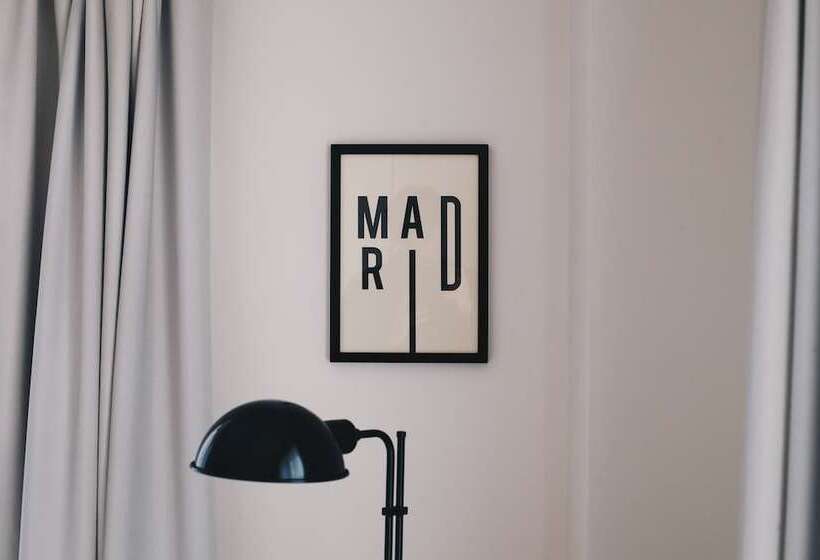 اتاق لوکس با چشمانداز شهر, Dear Hotel Madrid