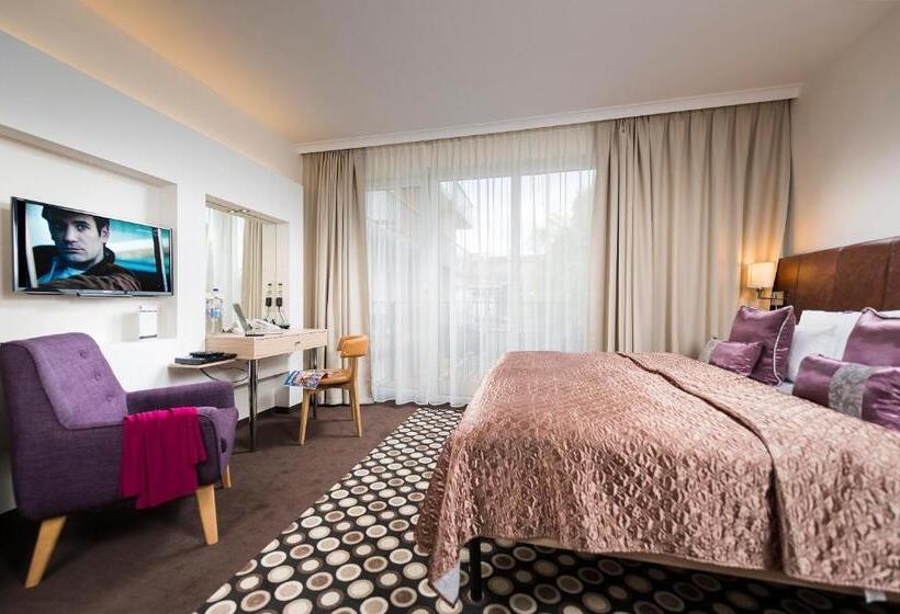 带阳台的豪华间, Bo33 Hotel Family & Suites