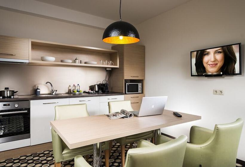 行政套房, Bo33 Hotel Family & Suites