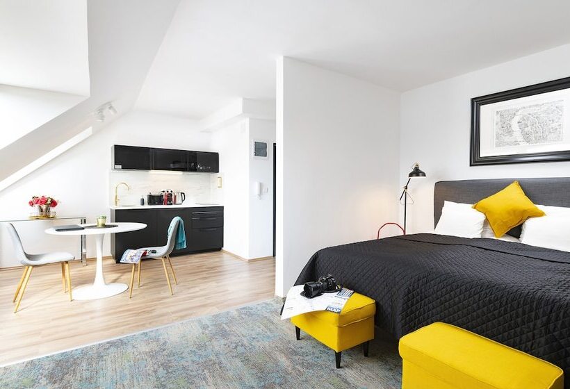 标准工作室, Bo33 Hotel Family & Suites