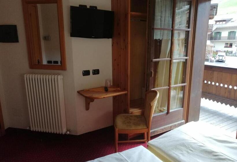 带阳台基本间, Garni Baita Cecilia