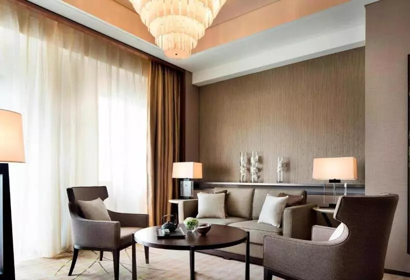 キングサイズベッドのデラックススイート, Jw Marriott Hotel Zhejiang Anji