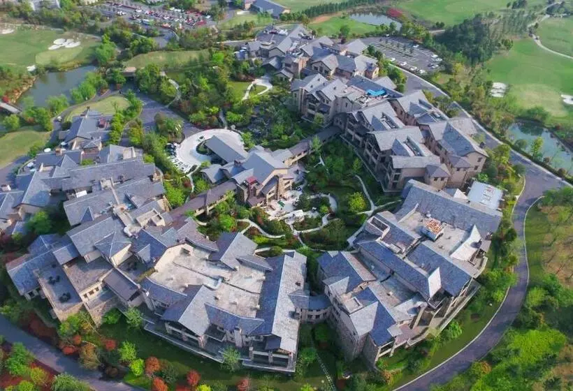 キングサイズベッドのデラックススイート, Jw Marriott Hotel Zhejiang Anji