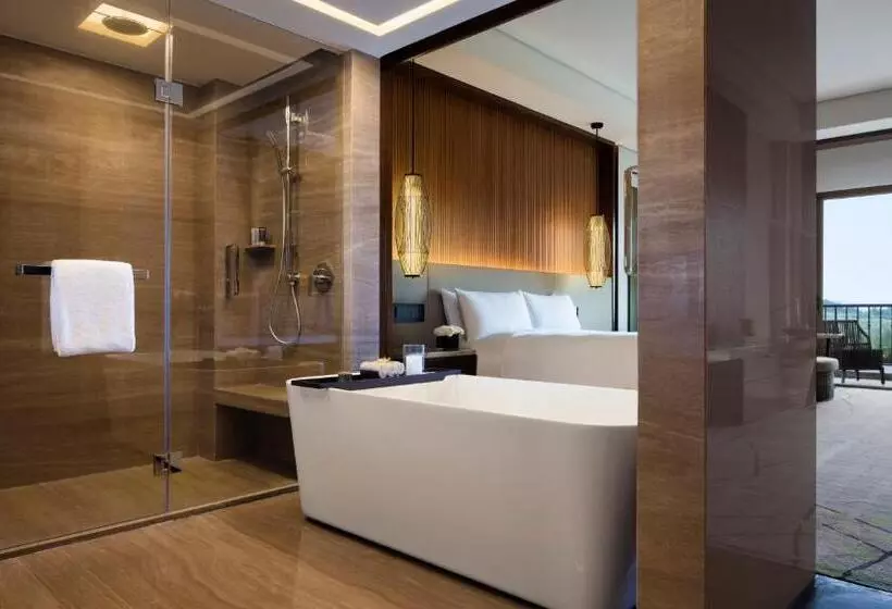 キングサイズベッドのデラックスルーム, Jw Marriott Hotel Zhejiang Anji