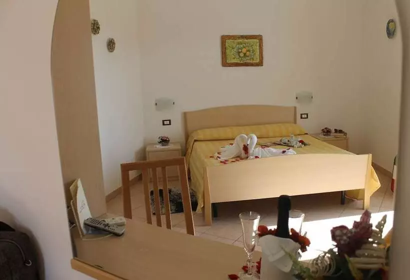 اتاق استاندارد, L Ancora