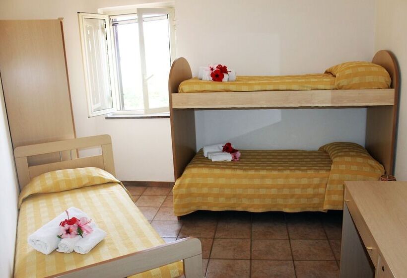 패밀리 룸, L Ancora