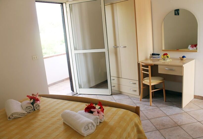 패밀리 룸, L Ancora