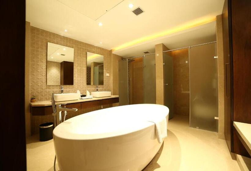 皇家套房, The Lagoona Resort