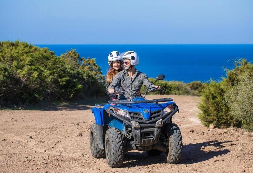 四人豪华间, Lu  Hotel Maladroxia