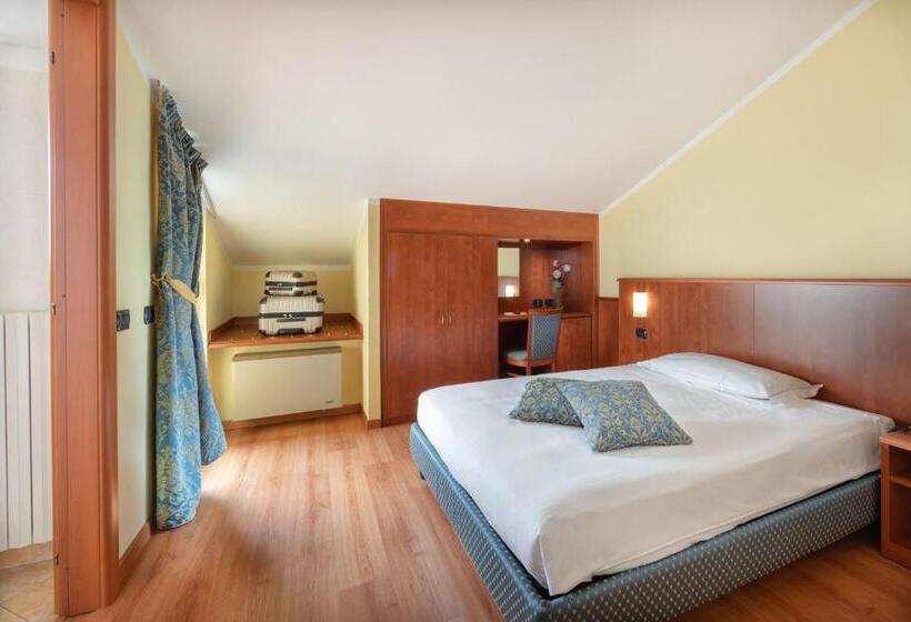 اتاق استاندارد برای معلولان, Postumia