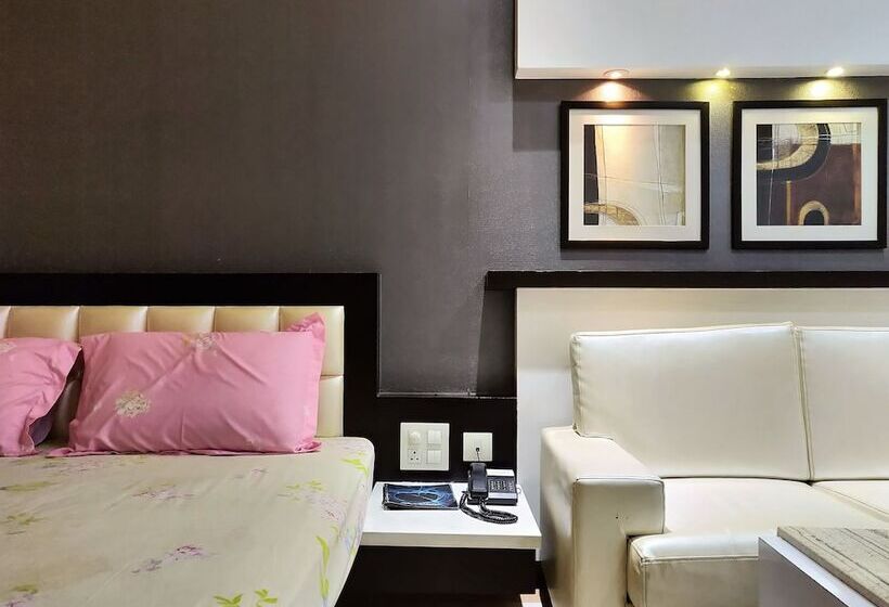 غرفة سوبيريور, Rockland