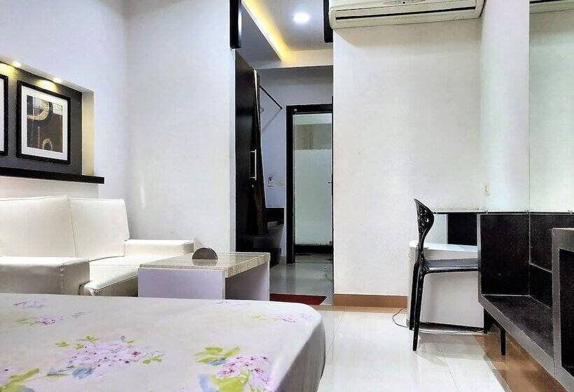 غرفة سوبيريور, Rockland