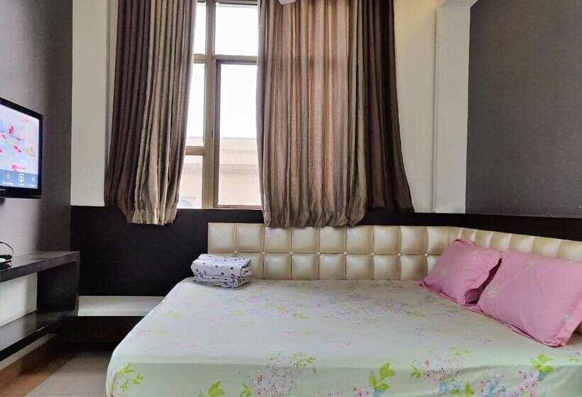 غرفة سوبيريور, Rockland