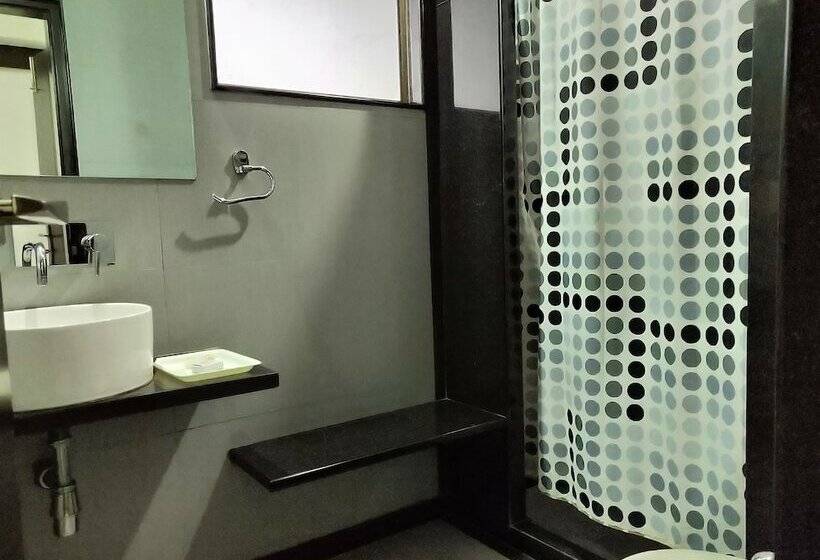 غرفة سوبيريور, Rockland