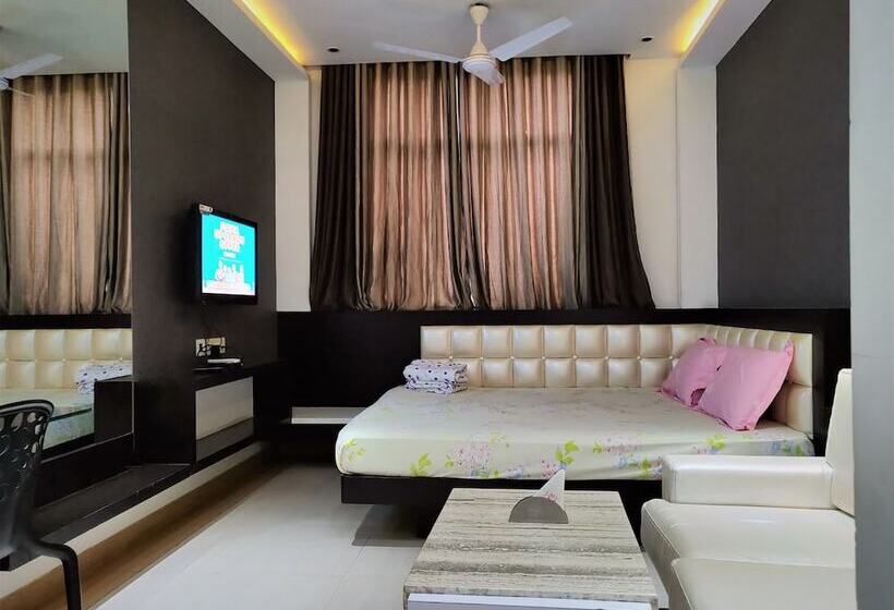 غرفة سوبيريور, Rockland