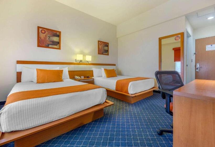 Номер Стандарт, Greenwood Hotel Torreón