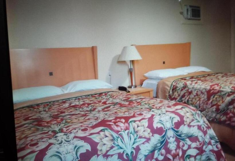 غرفه قياسيه سريرين مزدوجين, Star Inn By Elevate Rooms