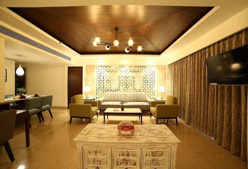 Suite Real, The Lagoona Resort